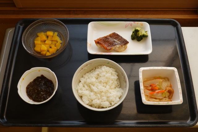 新型コロナに負けない健康的な食事を維持