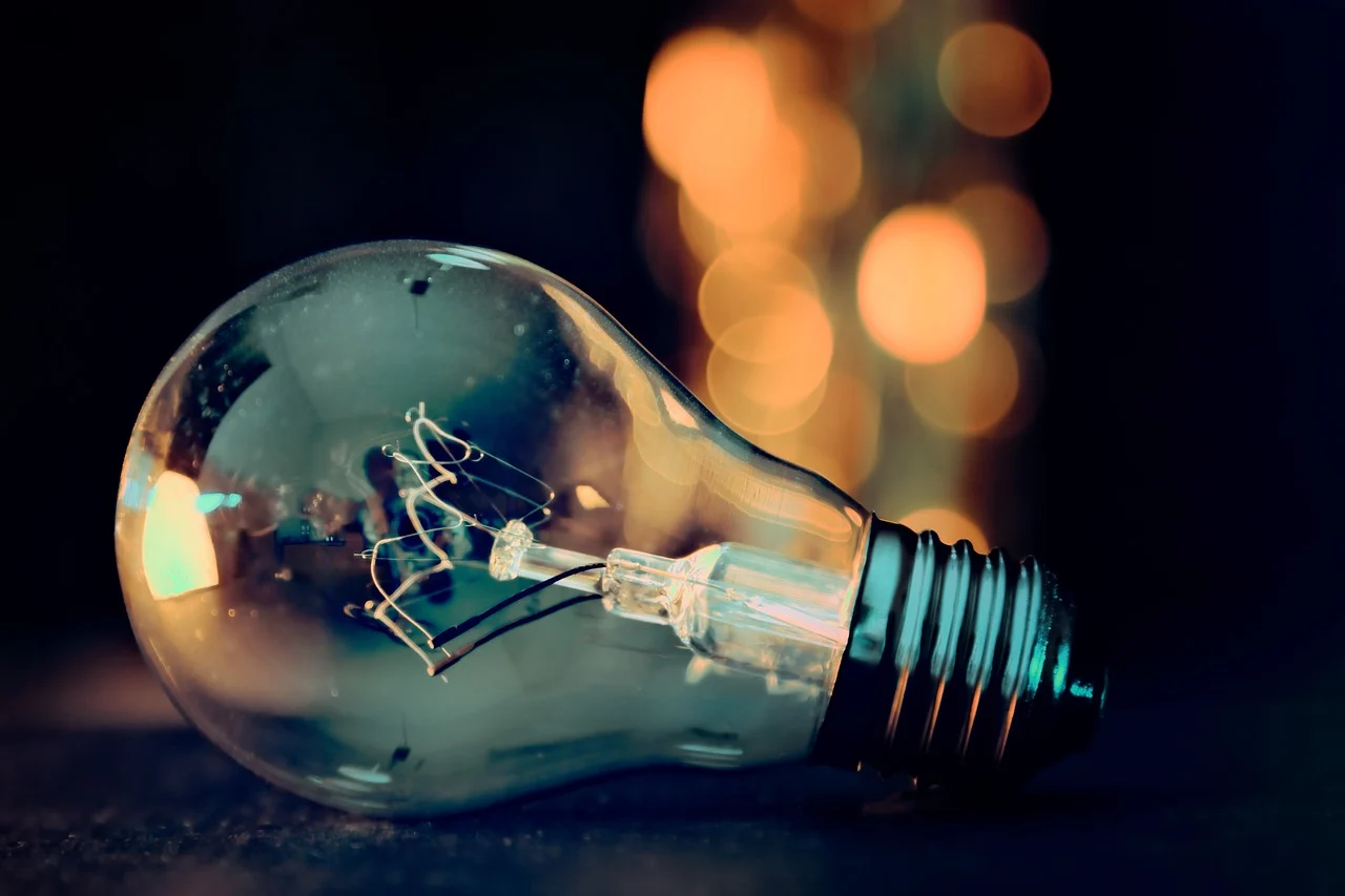 電球の発明