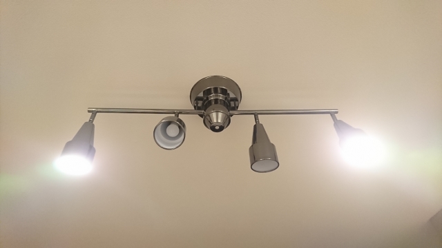 明るさ変更可能なLED