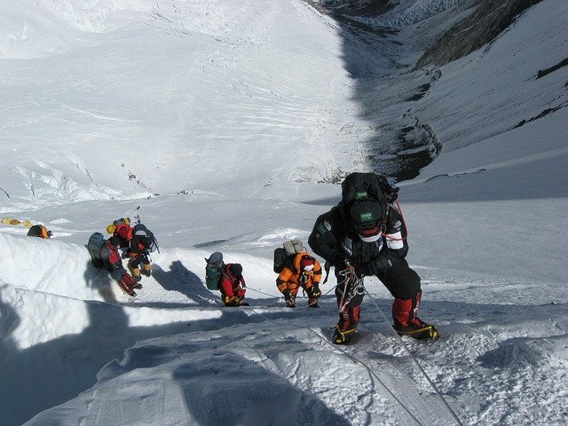 エベレスト登山は過酷